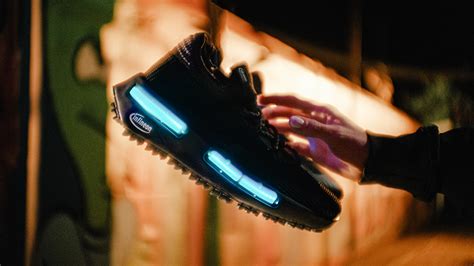 adidas schuhe leuchten|Infineon Lighting Shoe: Infineon develops worldwide .